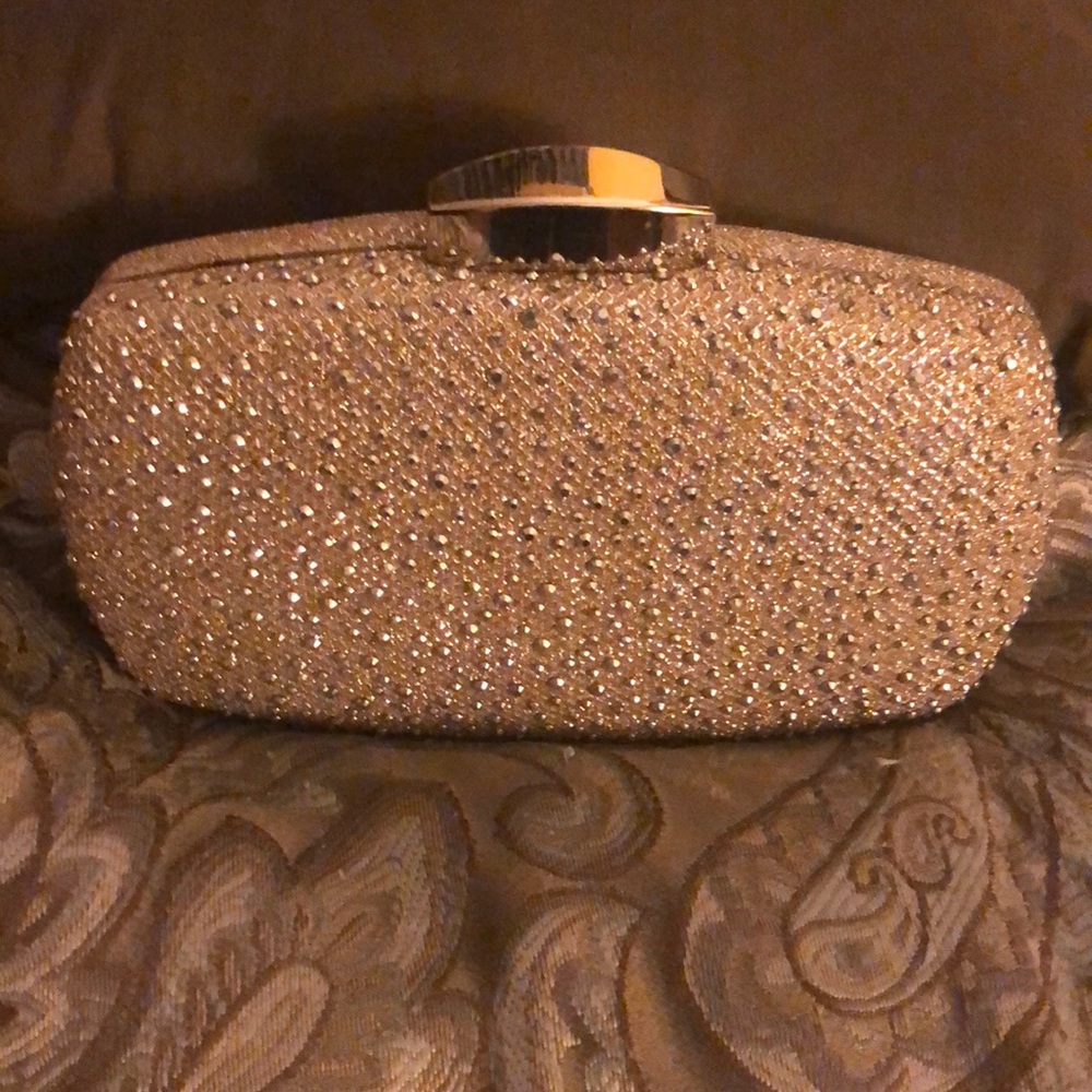 NEW! NWT Jessica McClintock Gold Crossbody Clutch